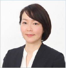 眞里谷 理恵